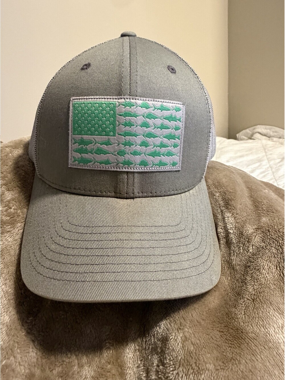 Columbia PFG Trucker Hat Mesh Back Adjustable Gray/Green Fish Logo Embroidered